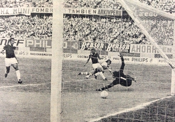 sotil gol defensor diciembre 1972 arkivperu